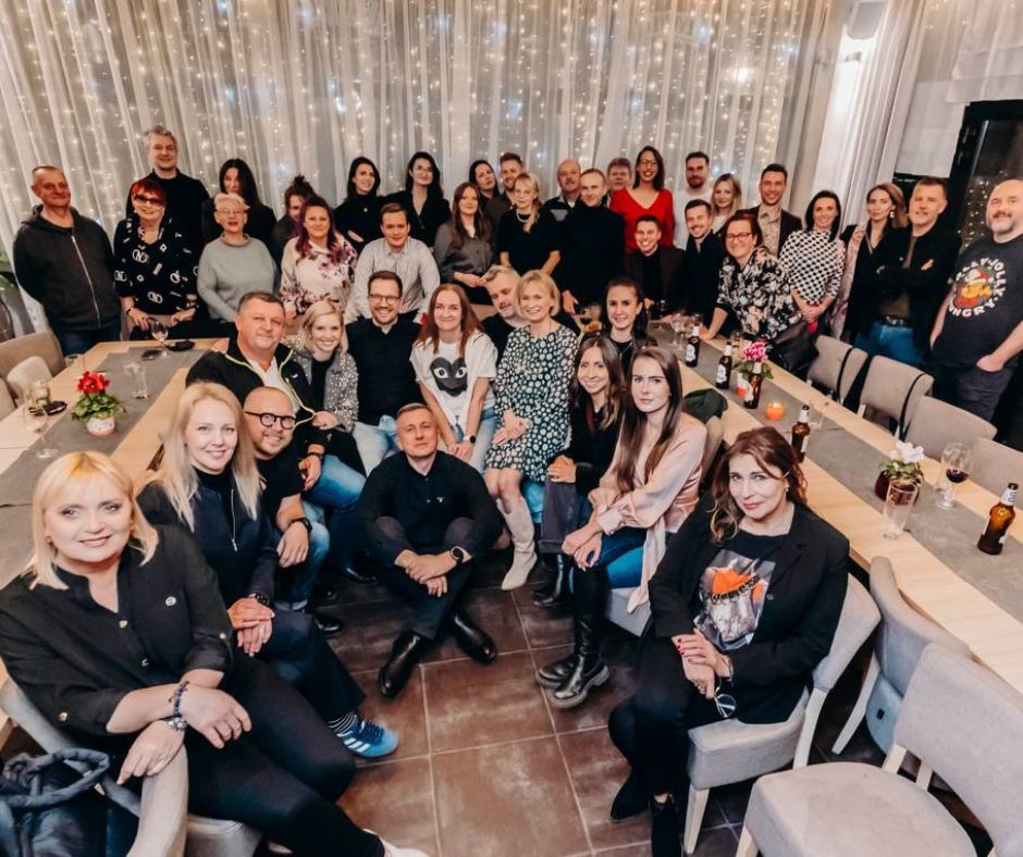 Zespół redakcyjny TVP3 Wrocław podczas pożegnania Marcina Brodowskiego po 28 latach pracy