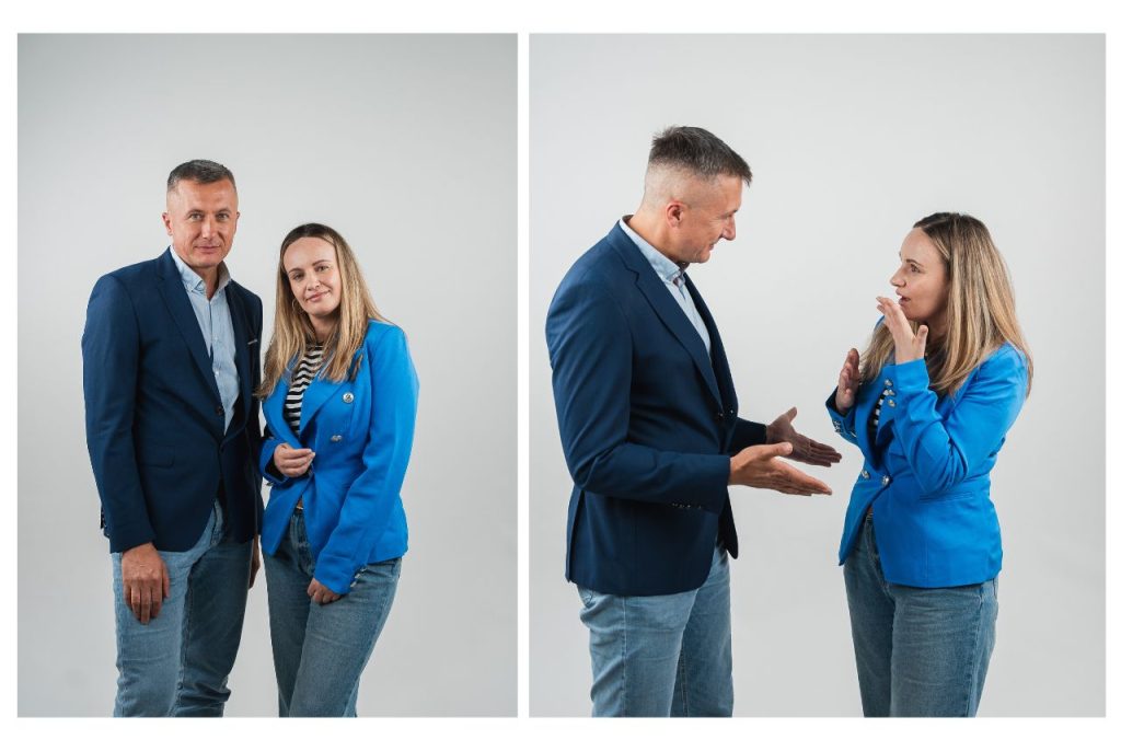 Aleksandra Marciniak i Marcin Brodowski podczas sesji zdjęciowej do wywiadu, rozmowa i wspólne zdjęcie w studiu